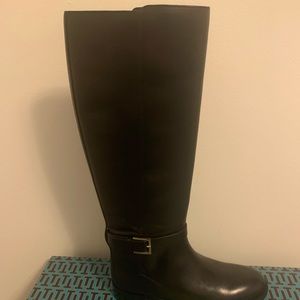 Tory Burch Boots Brand New size 9